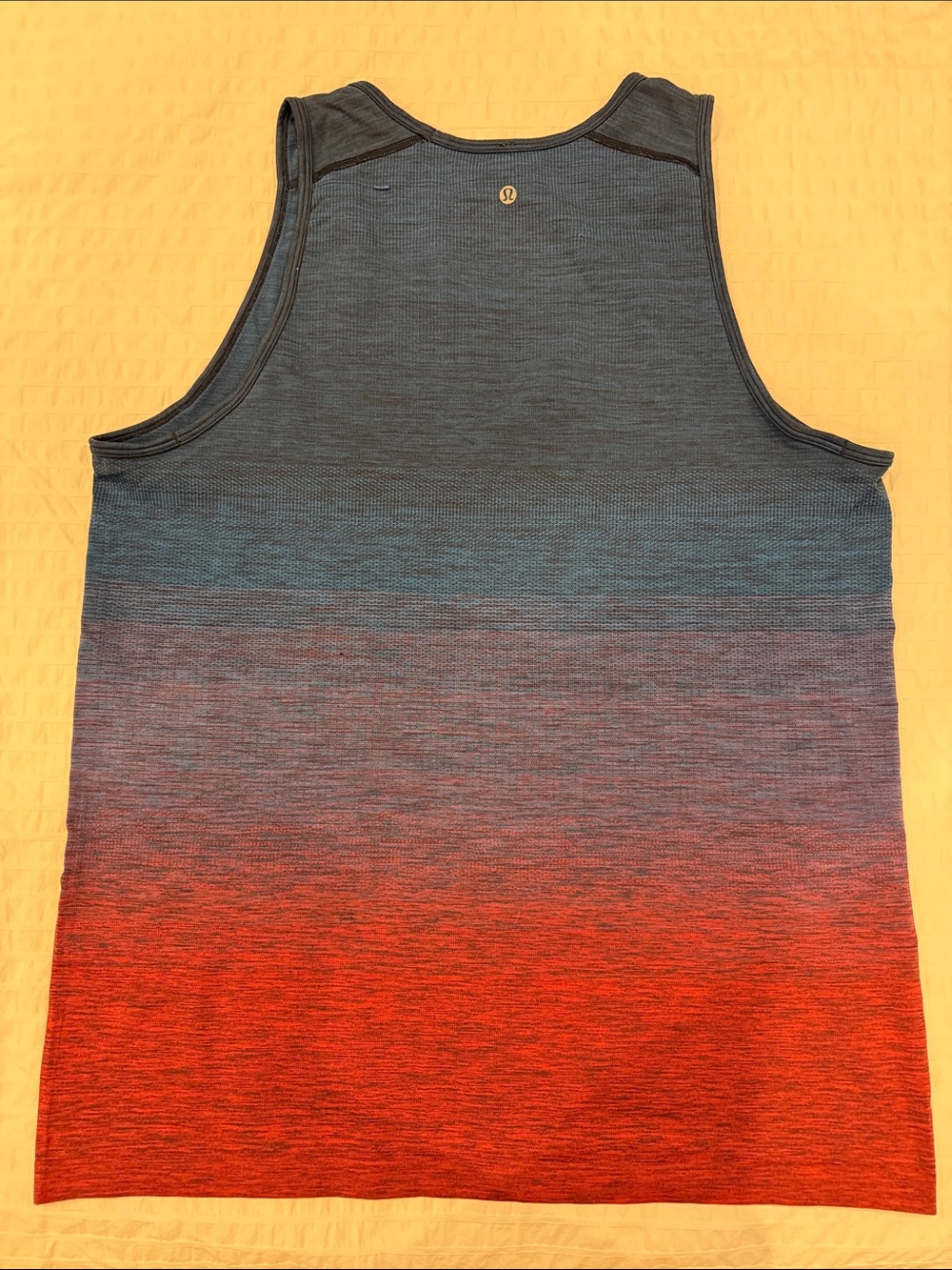 lululemon athletica Men’s Gradient Tank - Black, Blue, Red - Picture 3 of 7